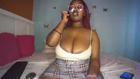 Snapshot of sassy100936 chatting on 04.25.26 Spicyd online show from 04.25.26