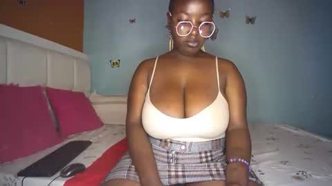 Snapshot of sassy100936 chatting on 05.30.26 Spicyd online show from 05.30.26