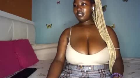 Snapshot of sassy100936 chatting on 06.19.26 Spicyd online show from 06.19.26