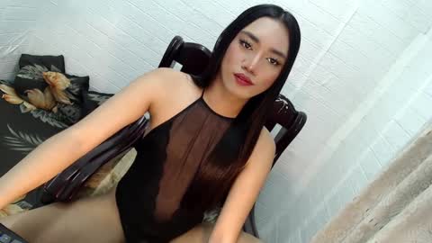 Snapshot of sassy_keylla chatting on 02.12.25 KEYLLA online show from 02.12.25