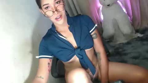  HERA  online show from 01.05.26