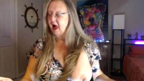 Snapshot of sassybeaver chatting on 06.16.26 Trish online show from 06.16.26