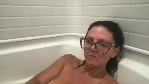 sassynsweetmilf online show from 07.04.26