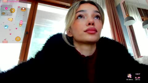 Snapshot of sassyt33n chatting on 02.25.26 sassyt33n online show from 02.25.26