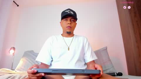 Snapshot of satanas_333 chatting on 08.02.26 online show from 08.02.26