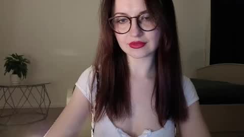 Lori online show from 04.12.26