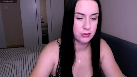 satisfaction__ online show from 12.21.25