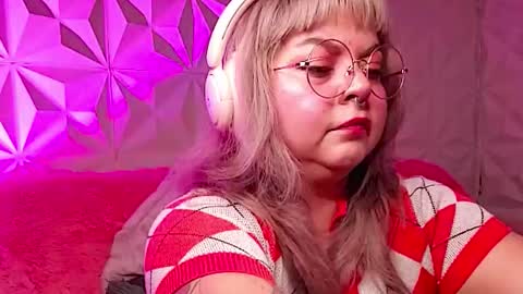 Gina George online show from 11.28.25