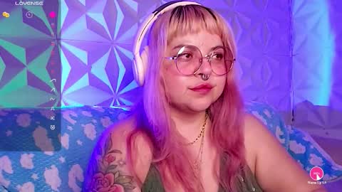 Gina George online show from 03.17.26