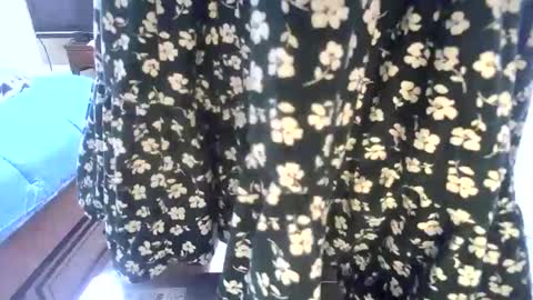 Snapshot of satyric_haetera chatting on 11.16.25 Sophia online show from 11.16.25