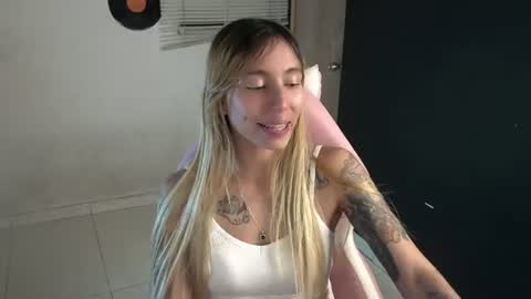 Snapshot of saucy_jenn1 chatting on 07.19.26 I AM JENN online show from 07.19.26