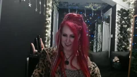 SaucySky online show from 02.08.25