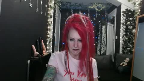 SaucySky online show from 02.11.25