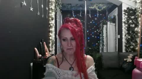 SaucySky online show from 02.19.25