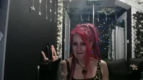 SaucySky online show from 02.27.25