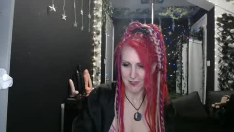 SaucySky online show from 03.08.25