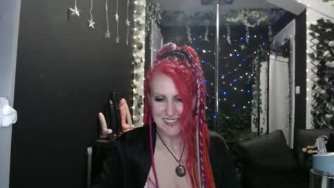 SaucySky online show from 03.09.25