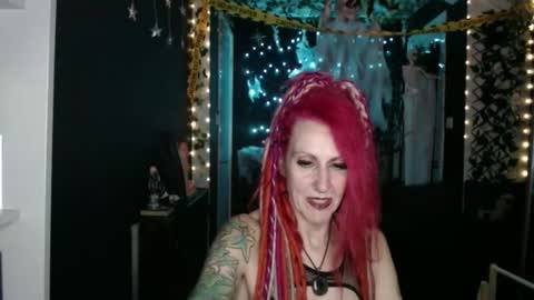 SaucySky online show from 10.15.25