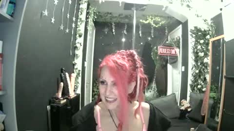 SaucySky online show from 05.18.26