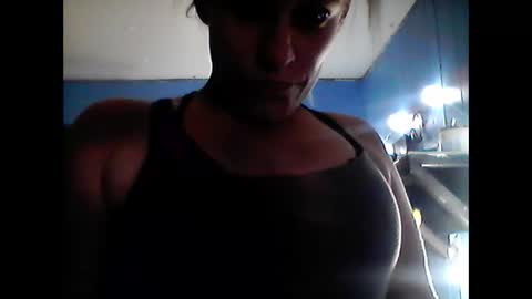 Bugglove online show from 01.15.25