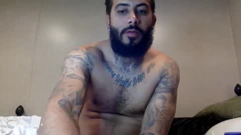 Snapshot of savagebullxxx chatting on 03.15.26 savagebullxxx online show from 03.15.26