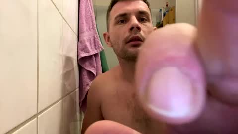 Snapshot of sawa08051989 chatting on 02.04.25 chamomile online show from 02.04.25