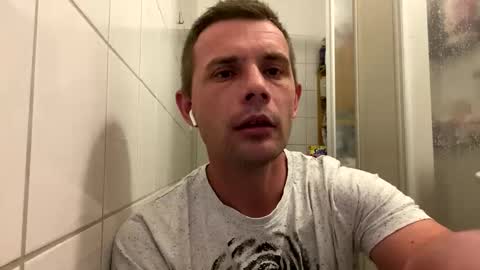 Snapshot of sawa08051989 chatting on 09.14.25 chamomile online show from 09.14.25