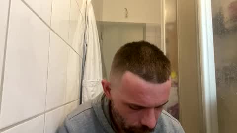 Snapshot of sawa08051989 chatting on 10.10.25 chamomile online show from 10.10.25