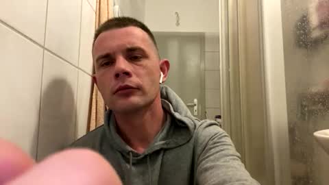 Snapshot of sawa08051989 chatting on 10.12.25 chamomile online show from 10.12.25