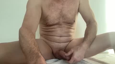 Snapshot of sawacrash chatting on 03.10.25 sawacrash online show from 03.10.25