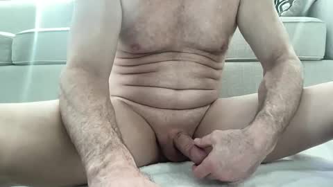 Snapshot of sawacrash chatting on 03.11.25 sawacrash online show from 03.11.25