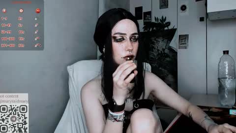 pronoun she. name Mary. age 21. online show from 09.10.25