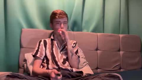 scallylad03 online show from 10.19.25