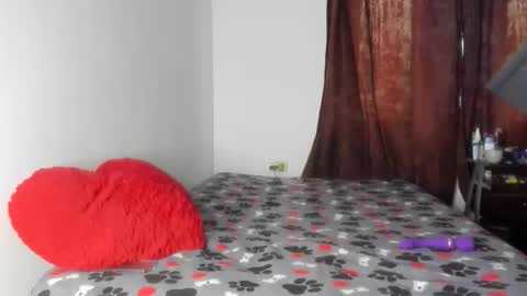 Snapshot of scar_and_master chatting on 09.28.25 scar y sebas online show from 09.28.25