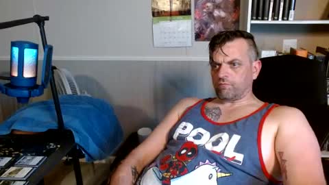 Snapshot of scarecrow2wm chatting on 06.18.26 Kent Clark online show from 06.18.26