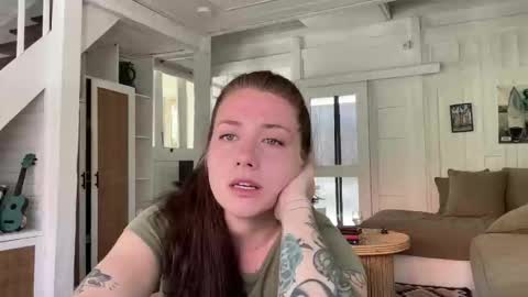 Snapshot of scarlajade chatting on 02.02.26 scarlajade online show from 02.02.26