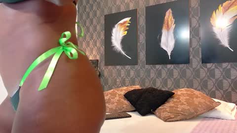 Snapshot of scarleetsmith chatting on 02.25.26 Scarleet online show from 02.25.26