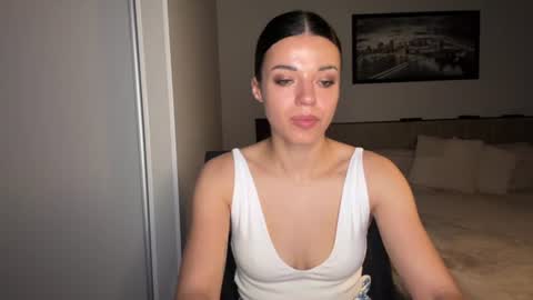 Sophie online show from 06.25.26