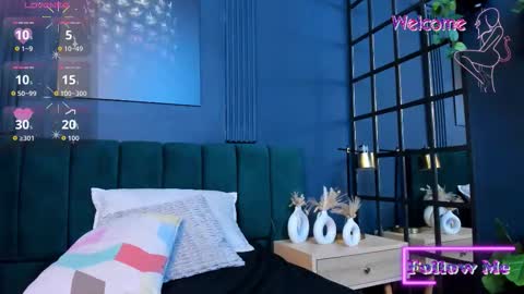 Scarlet Edwars online show from 03.26.26