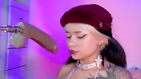 scarlet_gold online show from 05.23.26
