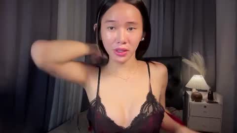 sweet scarlete online show from 07.03.26