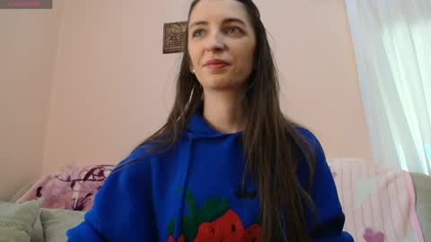Snapshot of scarlet_rosse chatting on 04.25.26 Scarlet online show from 04.25.26