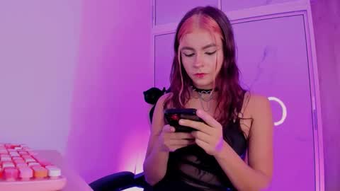 Scarlet online show from 05.17.26
