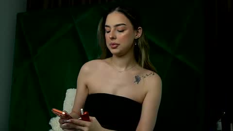 Scarlet online show from 02.28.26