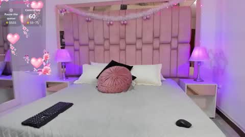 Scarlet online show from 12.14.25