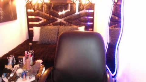 Snapshot of scarleth_bluee chatting on 04.06.26 Scarleth online show from 04.06.26