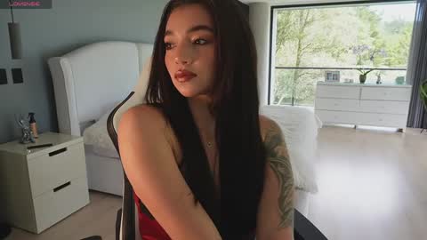 Snapshot of scarlett__baker11 chatting on 05.24.26 juli online show from 05.24.26