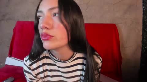 Snapshot of scarlett__fox__ chatting on 02.23.26 SCARLETT FOX online show from 02.23.26