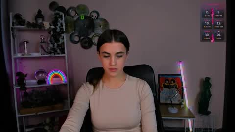 Snapshot of scarlett_badgirl chatting on 04.10.26 Scarlett online show from 04.10.26