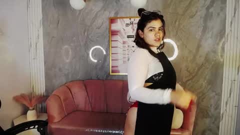 Snapshot of scarlett_jhonson_ch chatting on 05.14.26 scarlett_jhonson_ch online show from 05.14.26